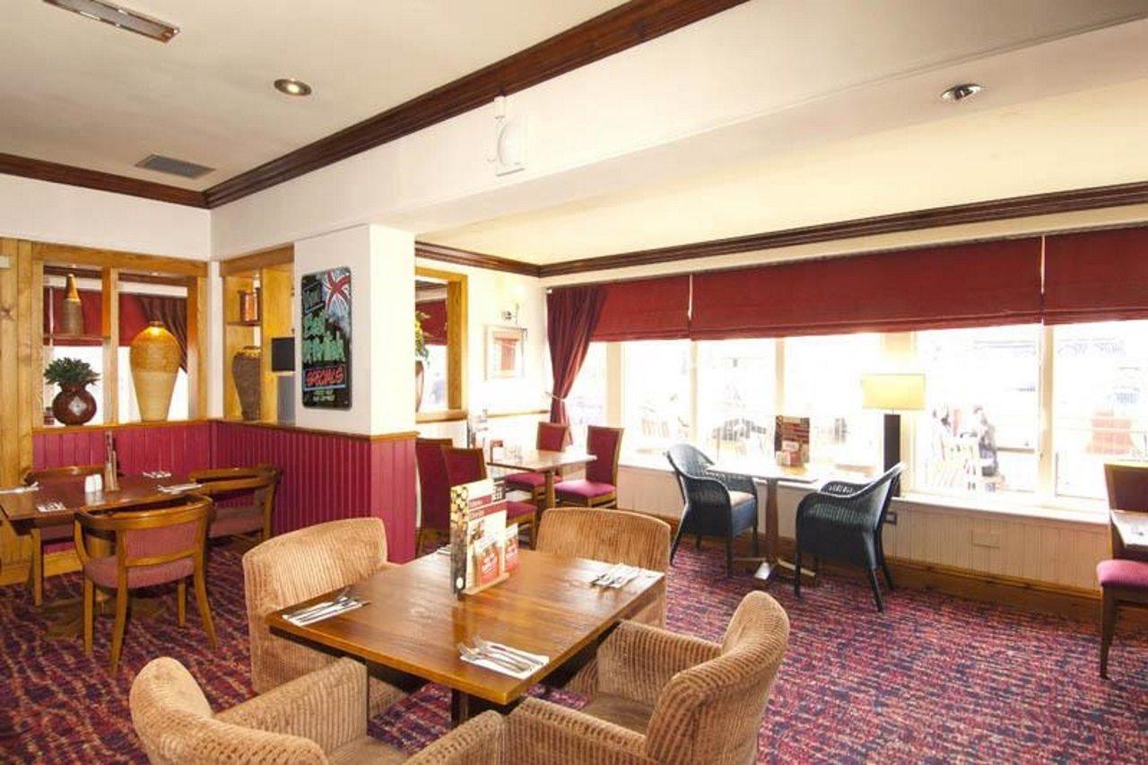 Premier Inn Huddersfield Central Eksteriør bilde