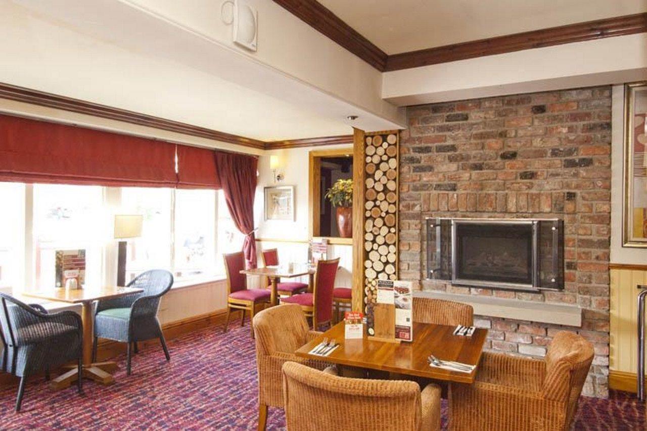 Premier Inn Huddersfield Central Eksteriør bilde